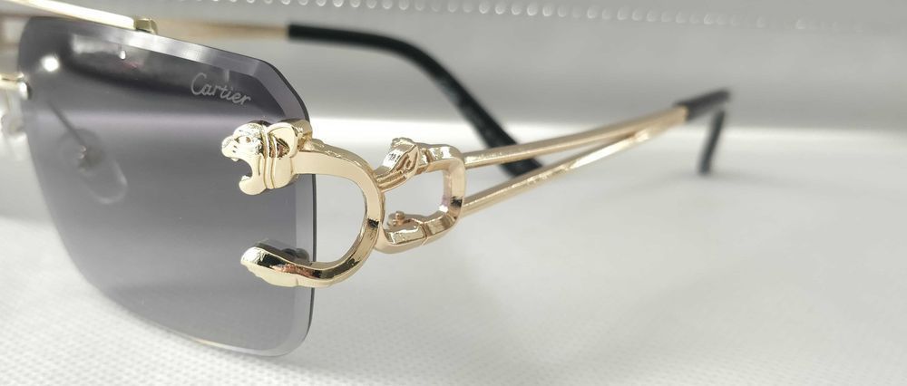 Ochelari de soare Cartier model 1, lentile negre, rama aurie