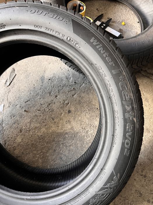 2 anvelope iarna 215/55/17 , Hankook , DOT 2020
