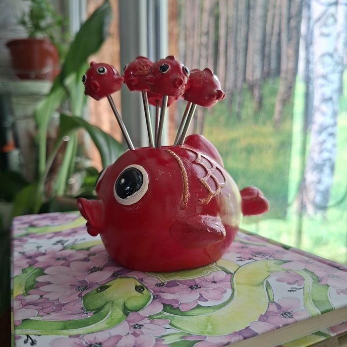 Набор шпажек для канапе в поставке в форме рыбки