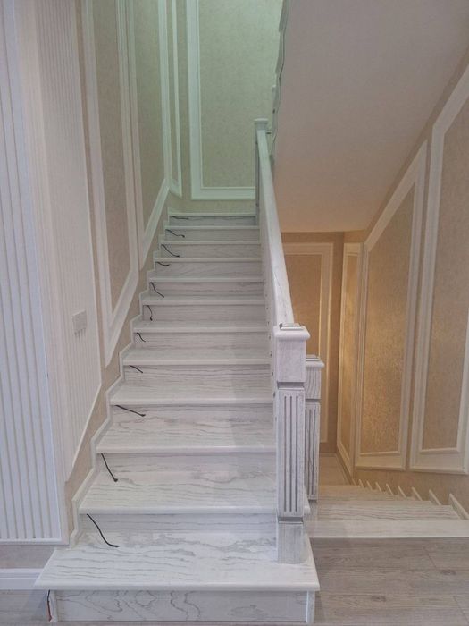 Zina Zinapoyalar лестница