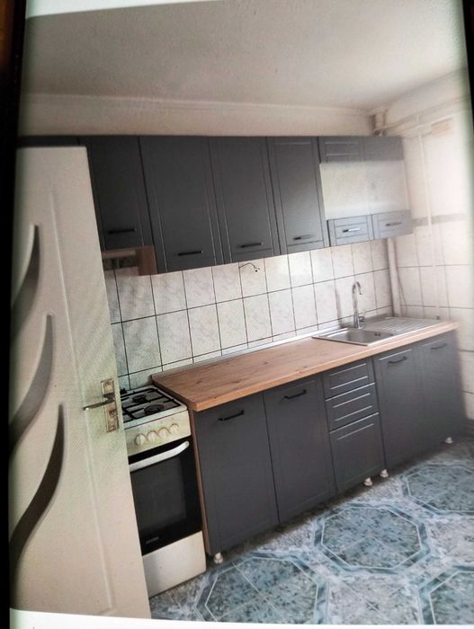 Cug,închiriez apartament cu 2 camere decomandat+obt. (garaj 20 m)