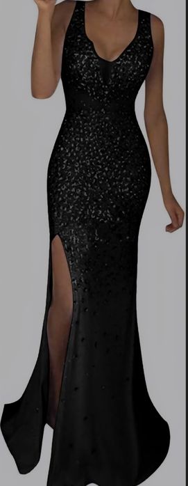 Vând Rochii pentru Petrecere, Mărimea S