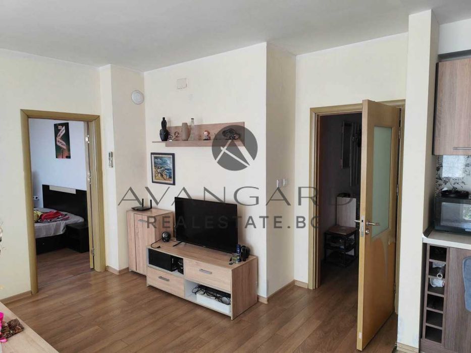 Продава се Двустаен апартамент в Пловдив, Христо Смирненски - 71 кв.м за 1972 €/кв.м - Снимка #4