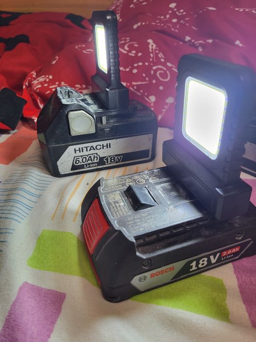 Lampă reglabilă orice acumulator