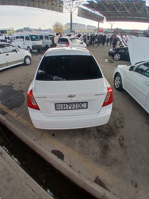 Срочно продаётся Chevrolet Lacetti