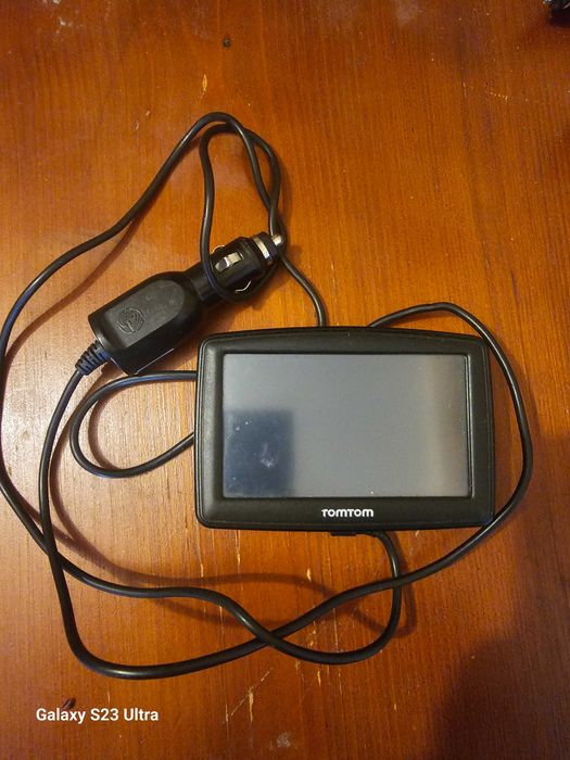 Vand gps uri TomTom si Garmin