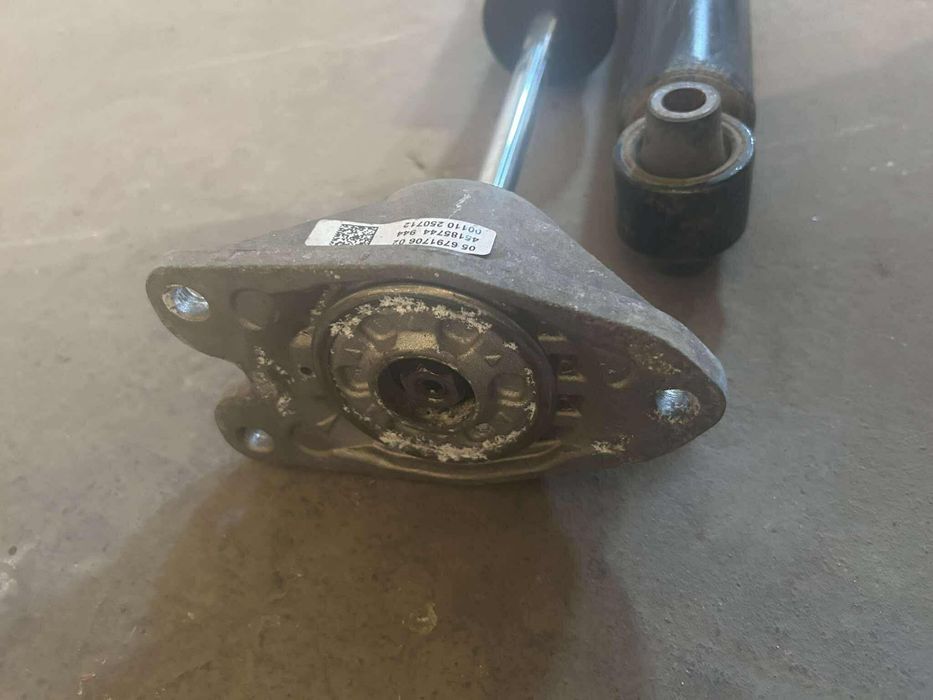 Оригинални задни амортисьори BMW F30