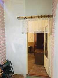 Продаётся Квартира 1-ком 4-этаж в Янгиюле на Навруз махаля