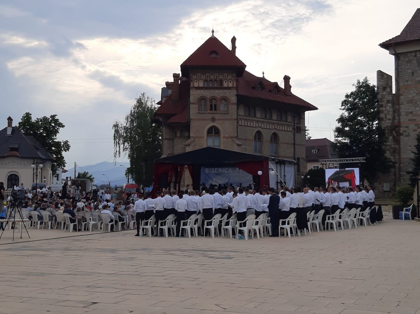 Scena evenimente de inchiriat