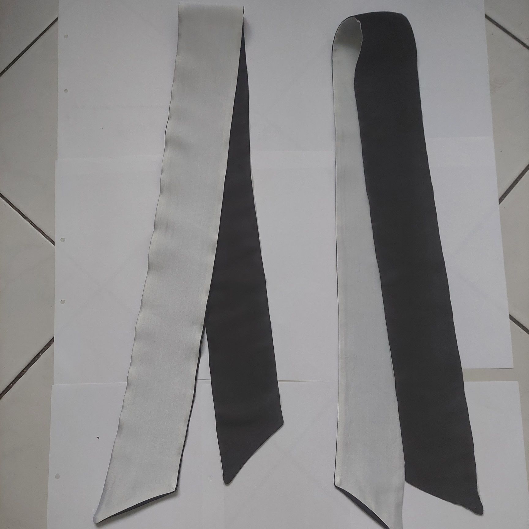 2 Perdele voal alb + 4 Draperii satin alb si negru - stare excelenta!