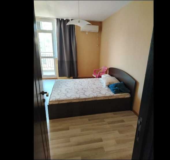 Дава се под наем Тристаен апартамент в Бургас, Меден рудник - зона А - 120 кв.м за 350 € - Снимка #4