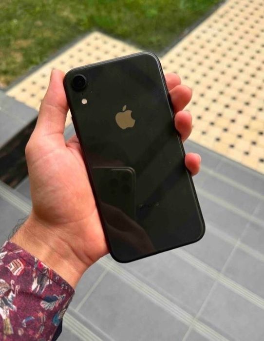 iPhone XR 128gb 78%емкост фейс ишламиди,обмен айфон 11про,доплата борр