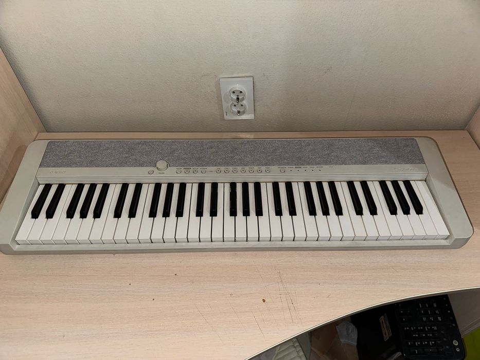 Синтезатор CASIO S1WEC7 б/у в отличном состоянии