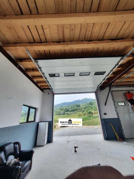 Usi sectionale,usi garaj,usi rezidentiale,usi industriale,usi hale