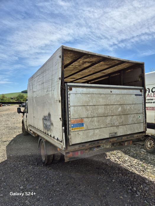 Cârlig remorcare Ford Transit 2.4