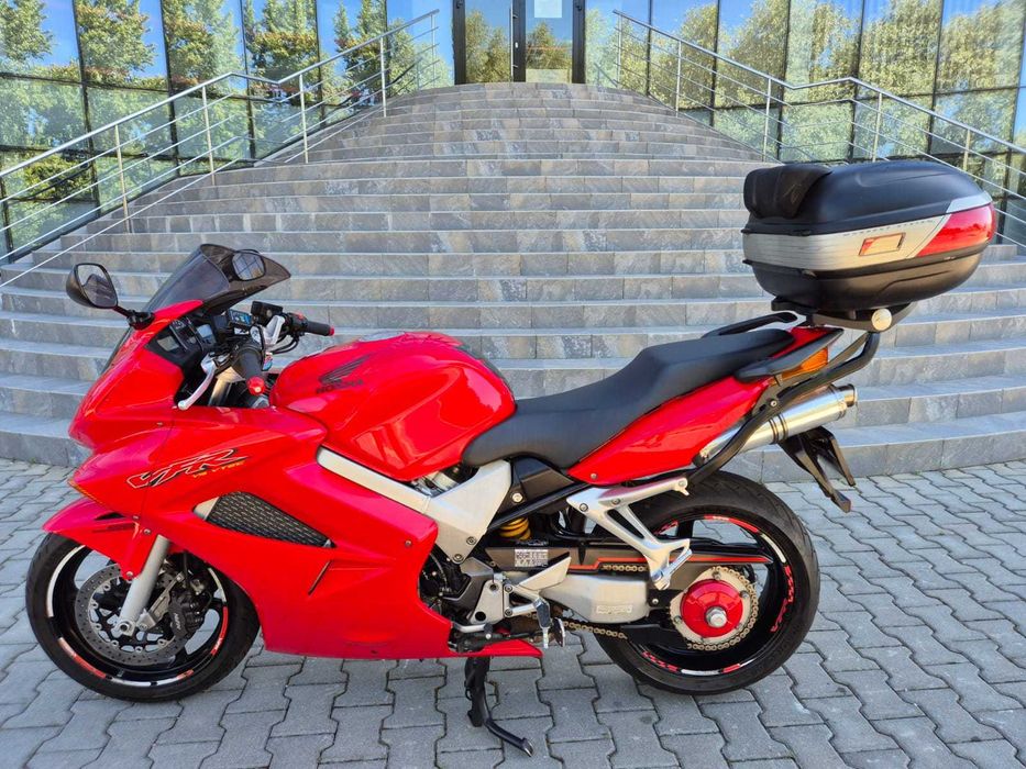 Honda VFR 800 ~ Rate ~