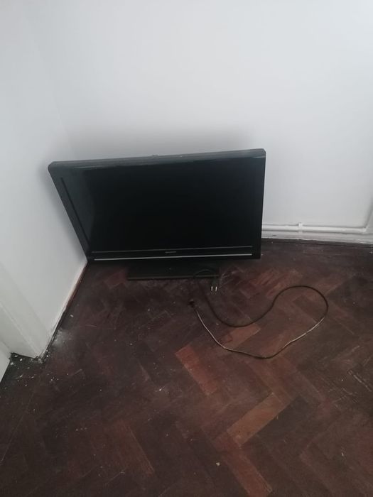 Vând televizoare în stare buna de funcționare.