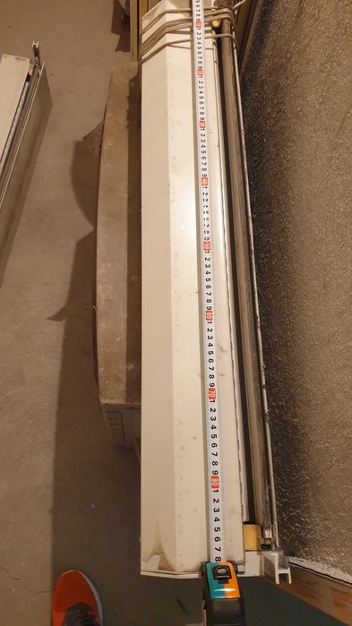 Външни алуминиеви ролетни щори - бели + водачите