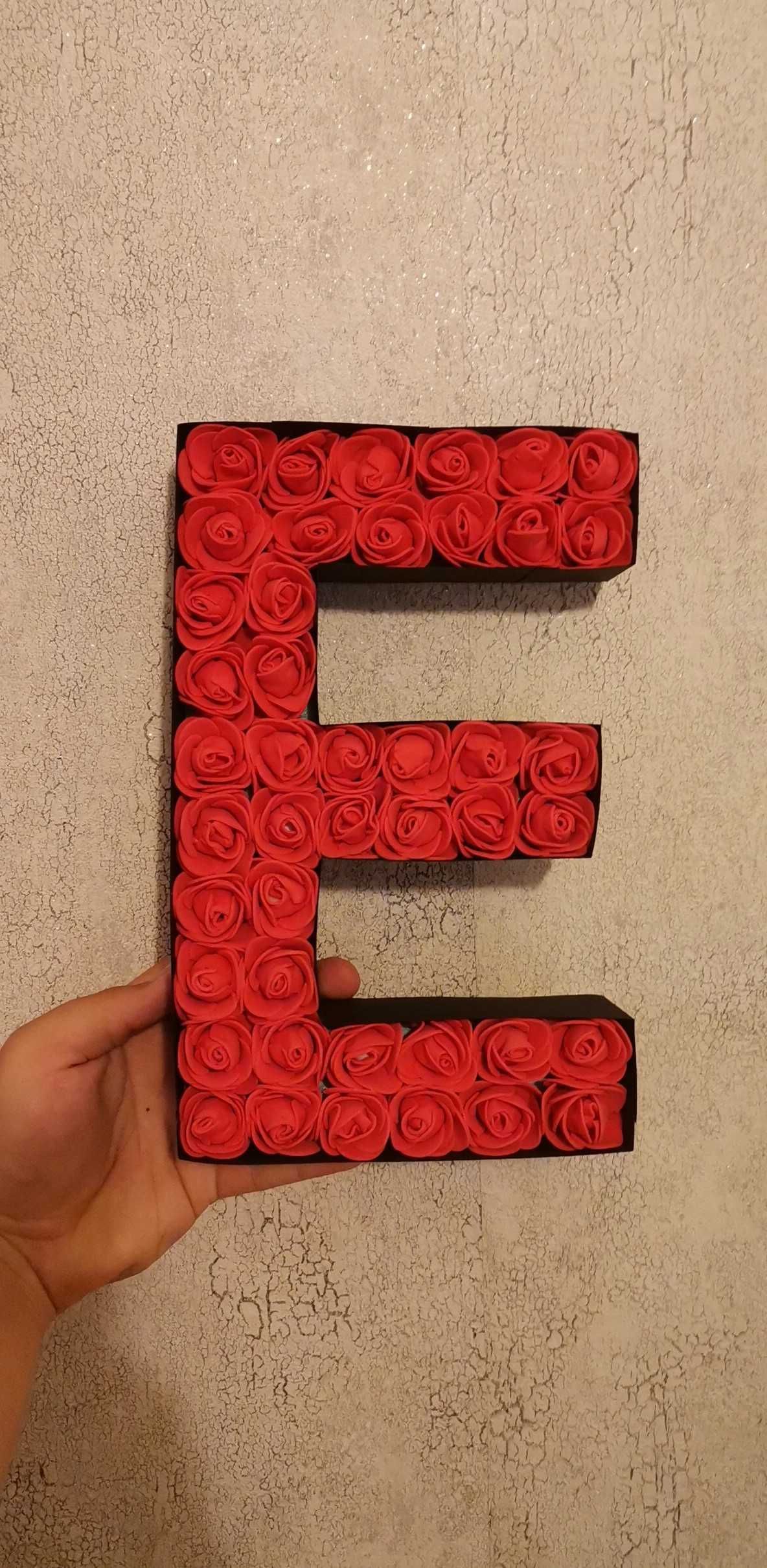 Буква или цифра от рози в кутия. Персонализиран ръчно изработен gift