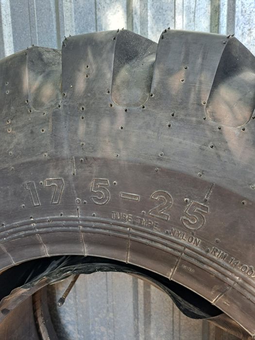 Резина на погрузчик