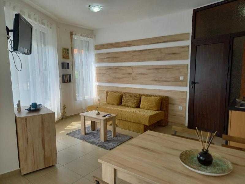 Продава се Двустаен апартамент в Китен - 67 кв.м за 1120 €/кв.м - Снимка #1