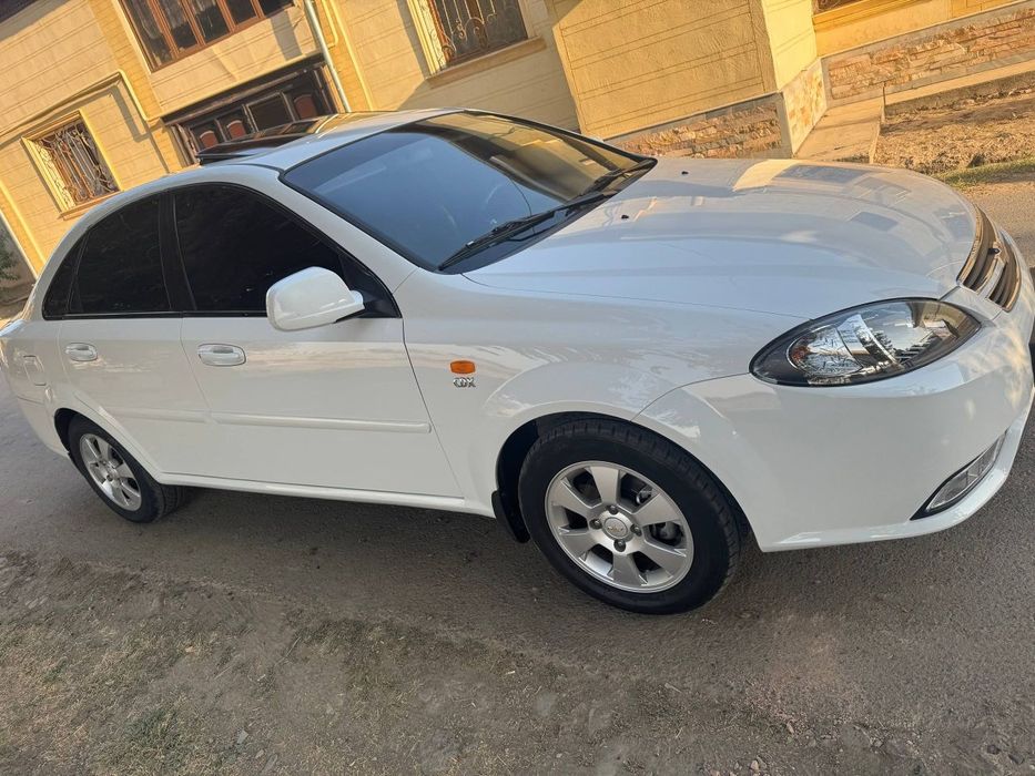 Gentra автомат .