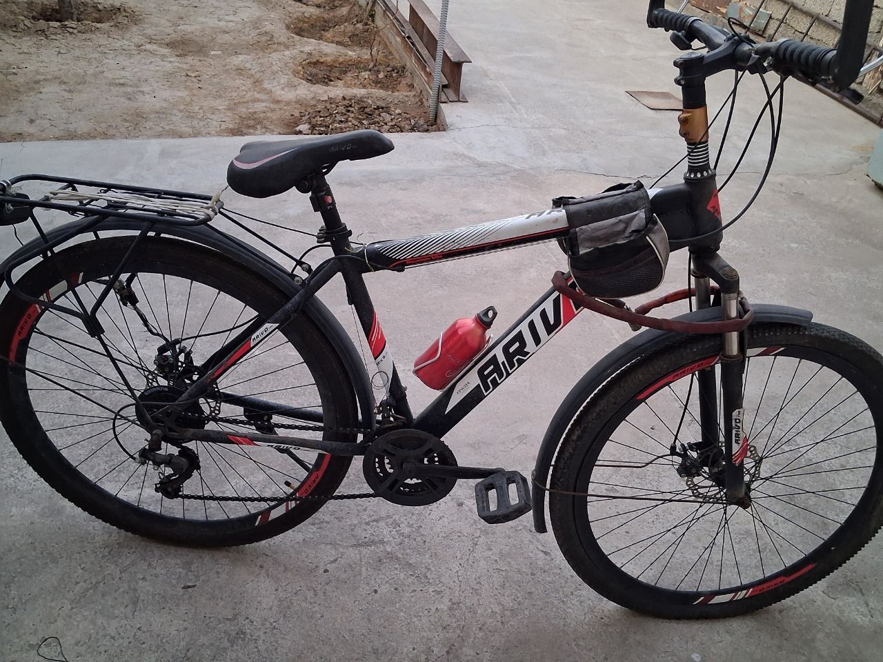 Velosiped sotiladi kelishtirib betiladi