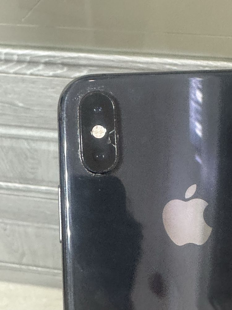 Iphone xs в хорошем состояний