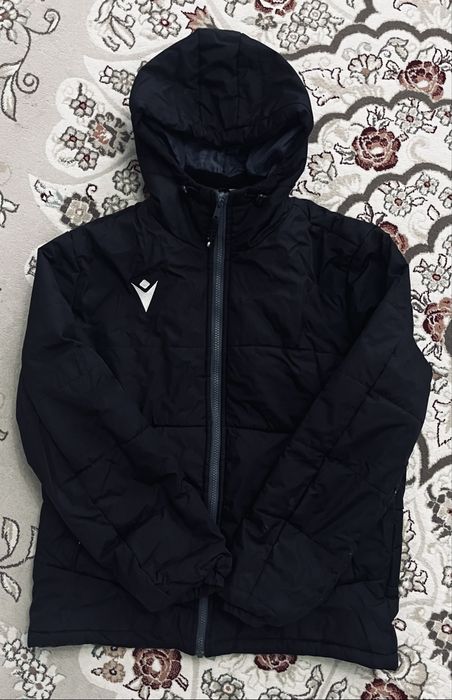 Продается Макрон куртка