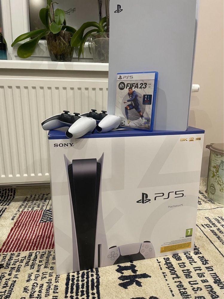 Playstation 5 + 2 джойстика