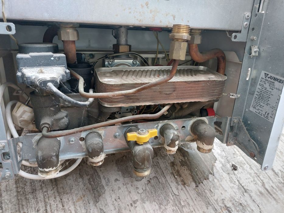 Dezmembrez centrala termica 24 kw junkers zw24