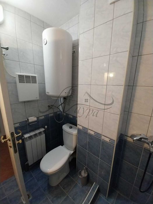 Дава се под наем Двустаен апартамент в Шумен, Център - 76 кв.м за 331.5 € - Снимка #8