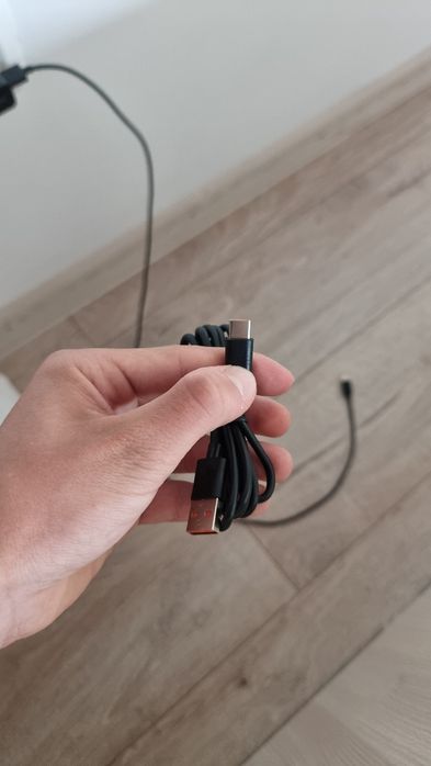 Vand statie de incarcare wirless 3 in 1