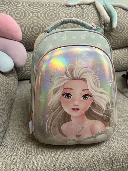 Школьный рюкзак для девочки