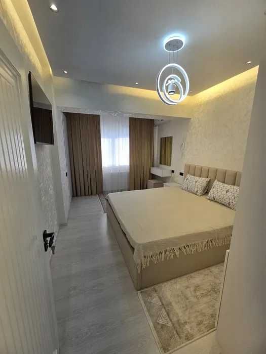 Продам квартиру в Центре! Ор-р ЦУМ! метро космонавтов! 2/7/9