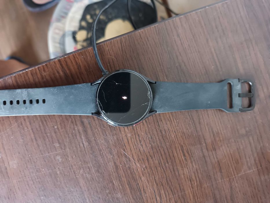 Ceas Galaxy Watch 4