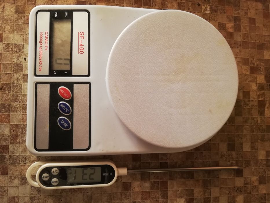 Кулинарные весы, градусник