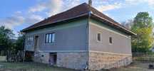 Casa și teren 2600 mp intravilan zona foarte  linistita