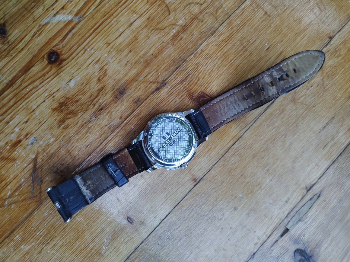 Часовник Jacques Lemans, работещ, без батерия