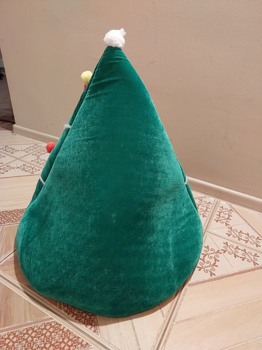 Casuta cuib culcus Craciun pentru pisici si caini