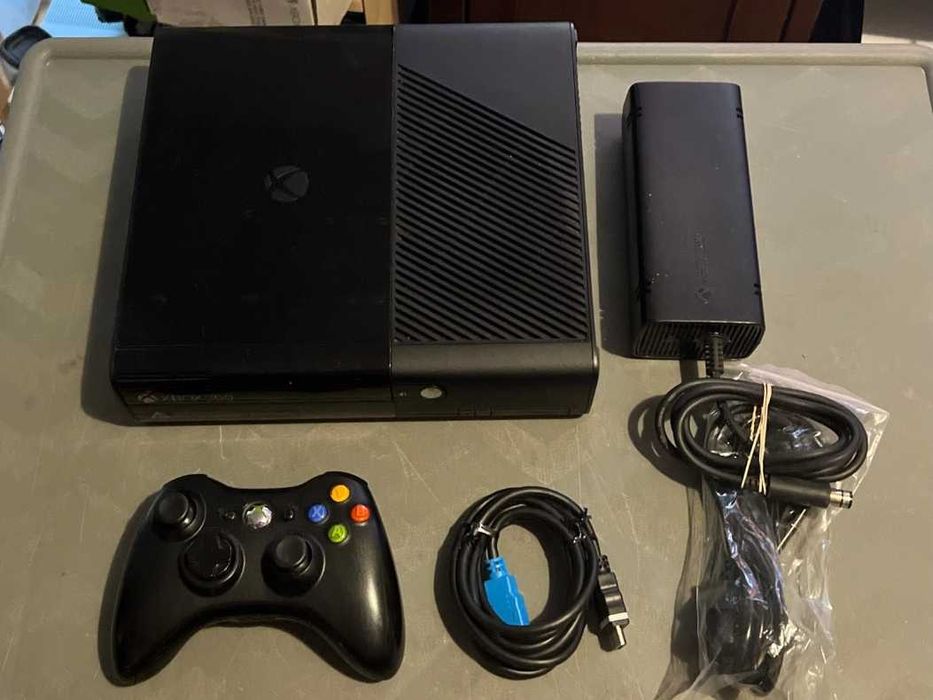 Xbox 360 E прошитый Freeboot RGH фрибут