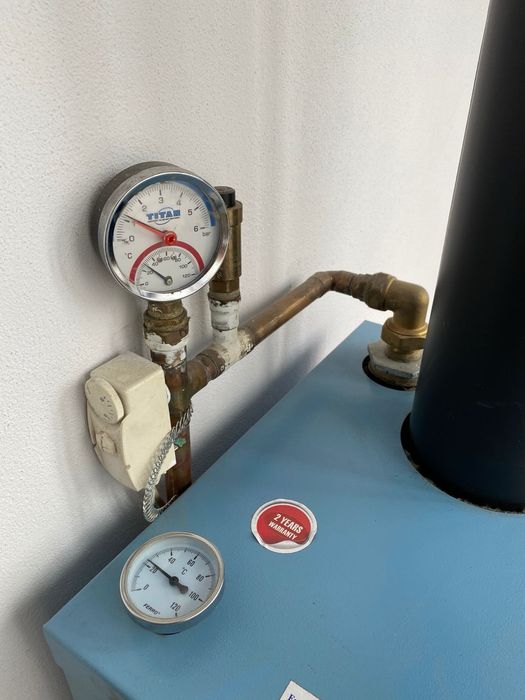 DE VÂNZARE – Cazan pe combustibil solid Celsius C Maxi 20kW