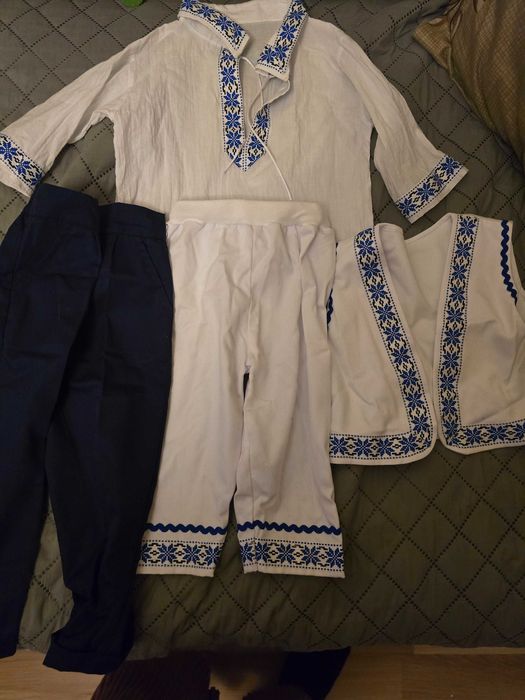 Costum popular bebelus 1 an