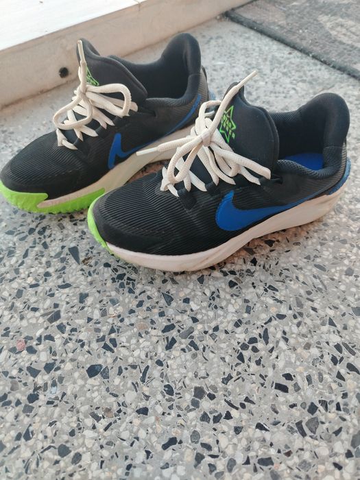 NIKE обувки спортни