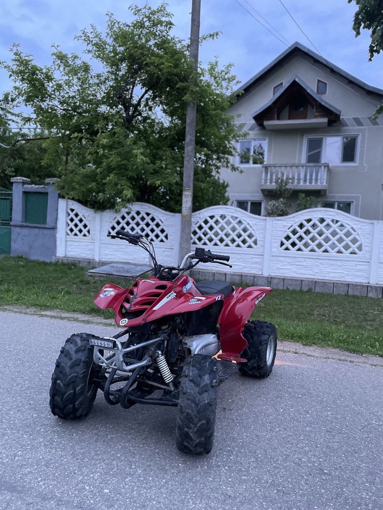 Atv Yamaha 200.