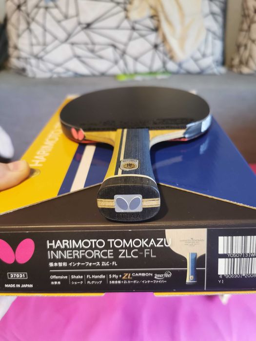 Vând paletă Butterfly Harimoto  ZLC
