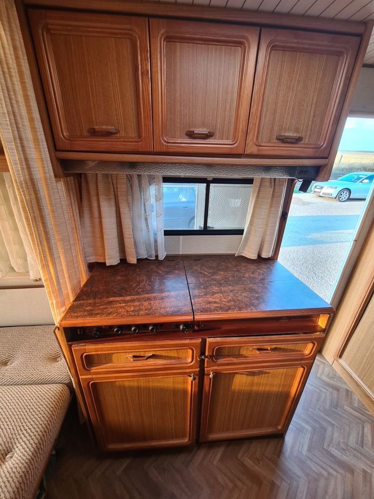 Продава се каравана HOBYY DELUXE 420