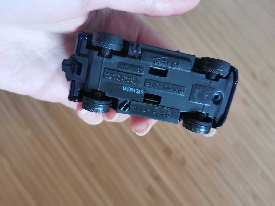 Mercedes G500 в 1:61