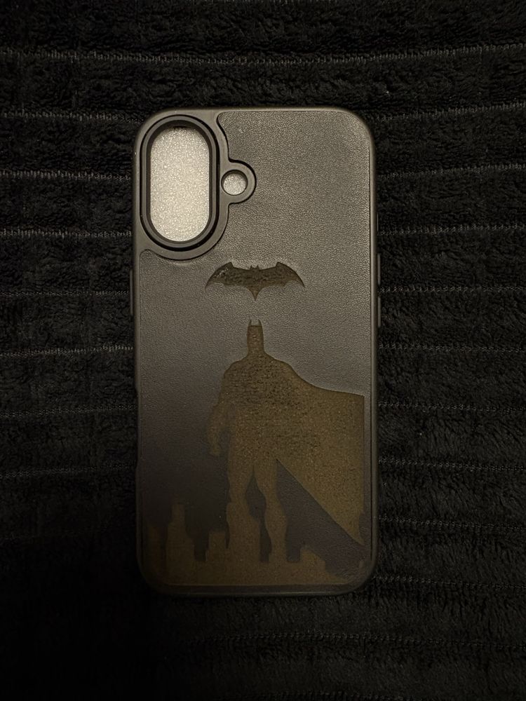 Чехол на Iphone 16 кожа