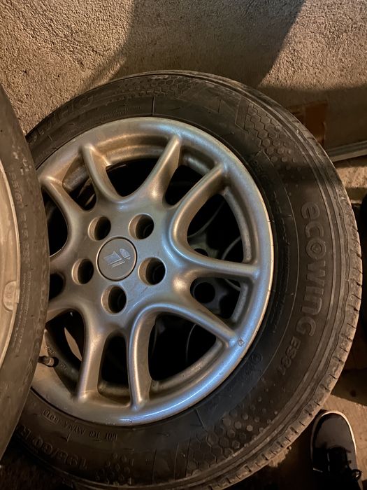 Джанти с гуми 15” в перфектно състояние